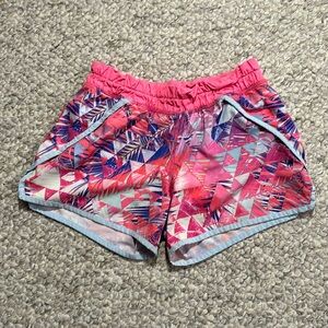 Girls Iviva colorful shorts with side zipper pockets Sz 14 pink and purple